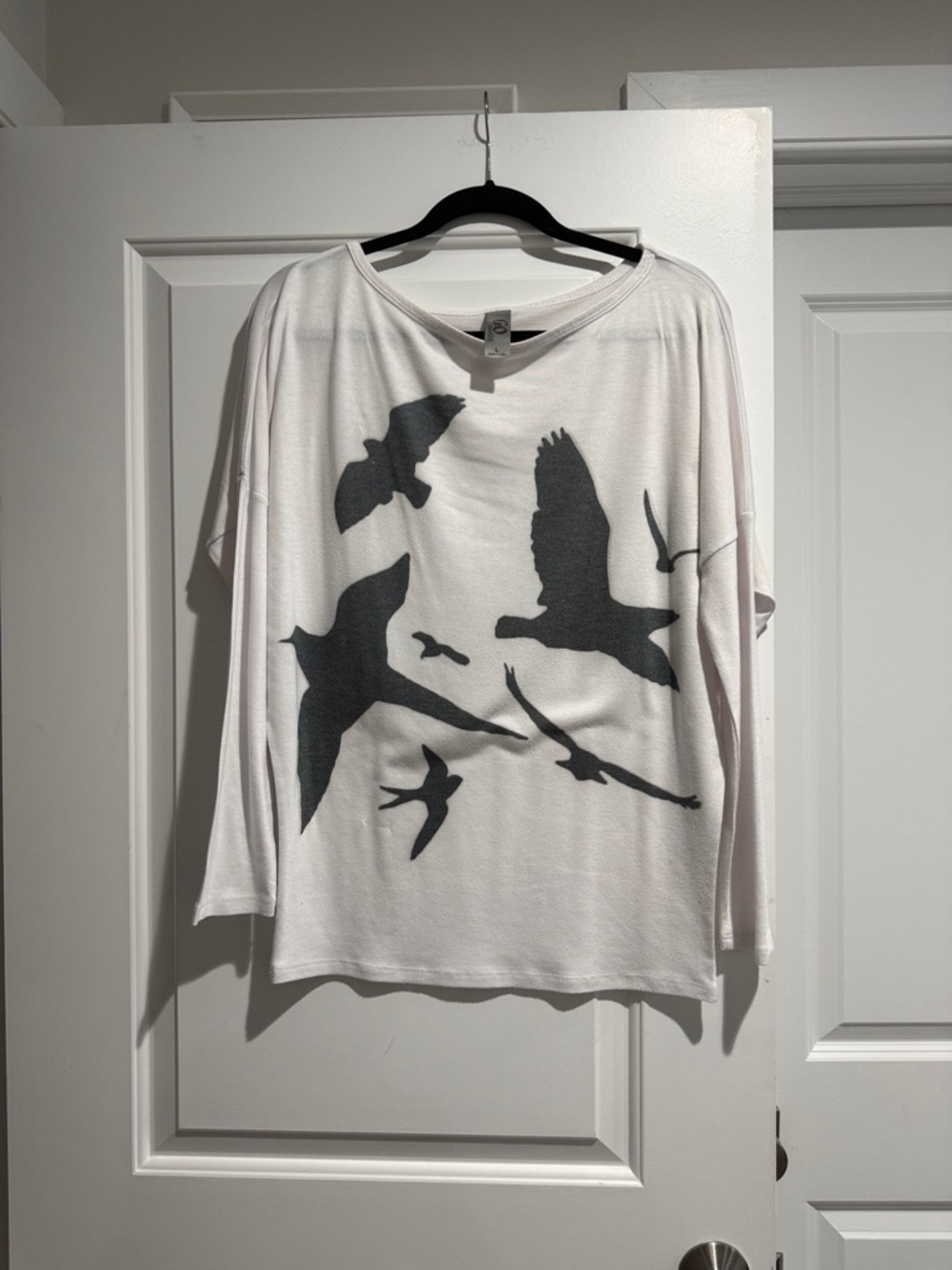 GO Couture White Bird Graphic Long Sleeve Top